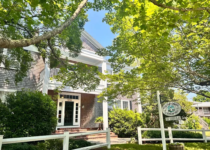 Edgartown Commons